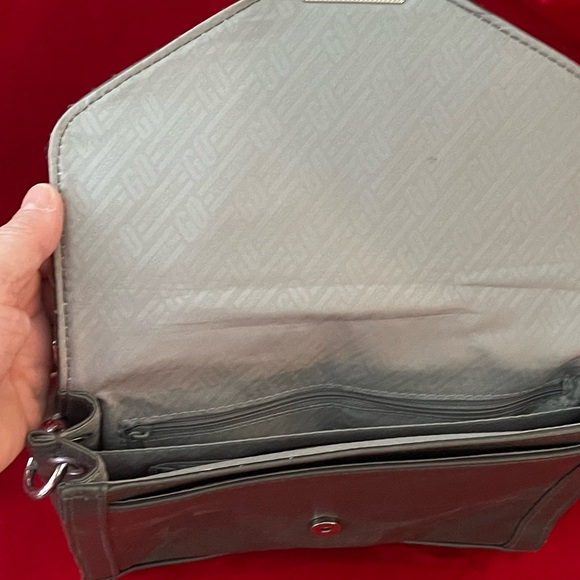 Grey contemporary Rossetti Go crossbody purse - Picture 3 of 5